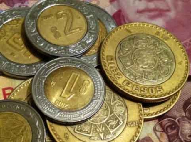 Peso termina enero con apreciación de 6.5 centavos