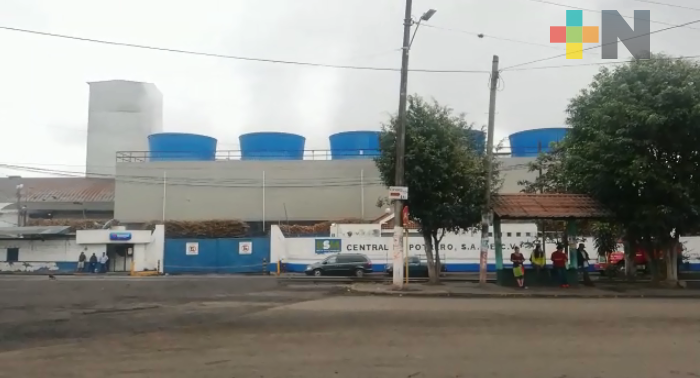 Habitantes de Atoyac piden que ingenio coloque filtros para evitar afectaciones por tizne