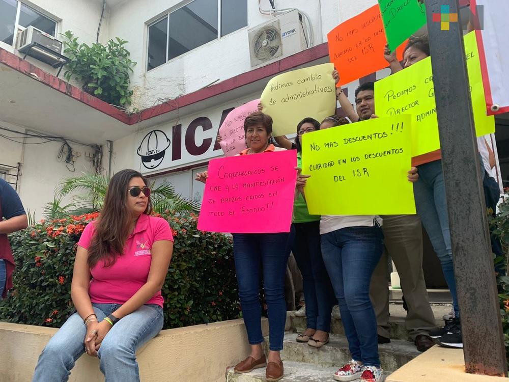 Integrantes del sindicato de Icatver, inconformes por descuentos en ISR