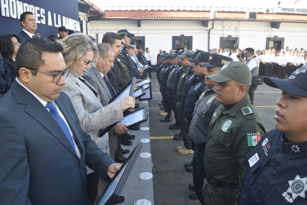 Reconoce SSP a policías del IPAX
