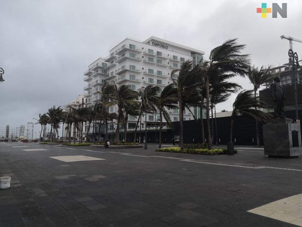 PC municipal de Veracruz empieza a recibir reportes de daños por Frente Frío 41