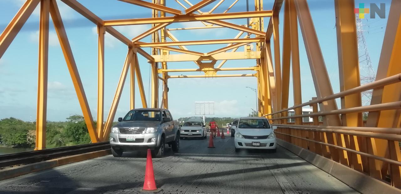 Continúa reparación de parrilla del puente Coatzacoalcos 1