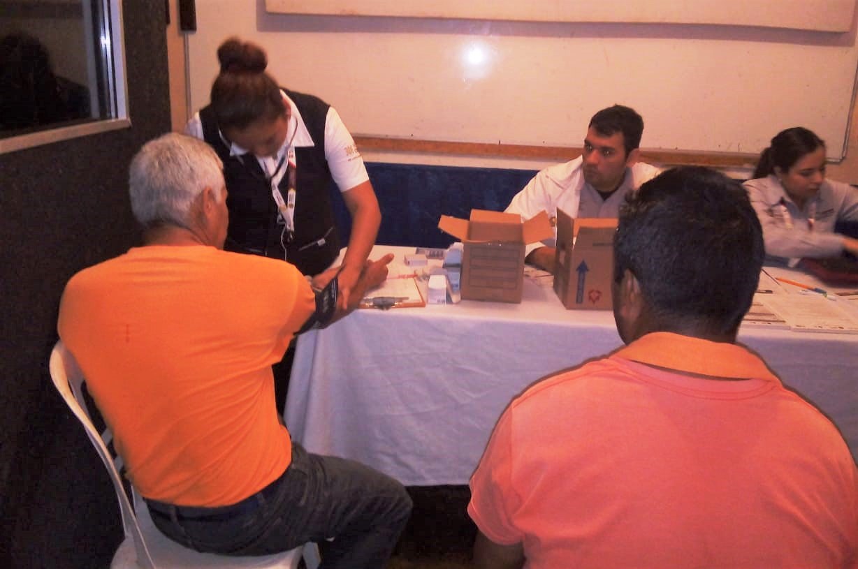 Secretaría de Salud lleva servicios a centros penitenciarios