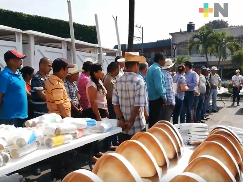 DIF de Omealca entrega apoyos a familias de alta y muy alta marginación