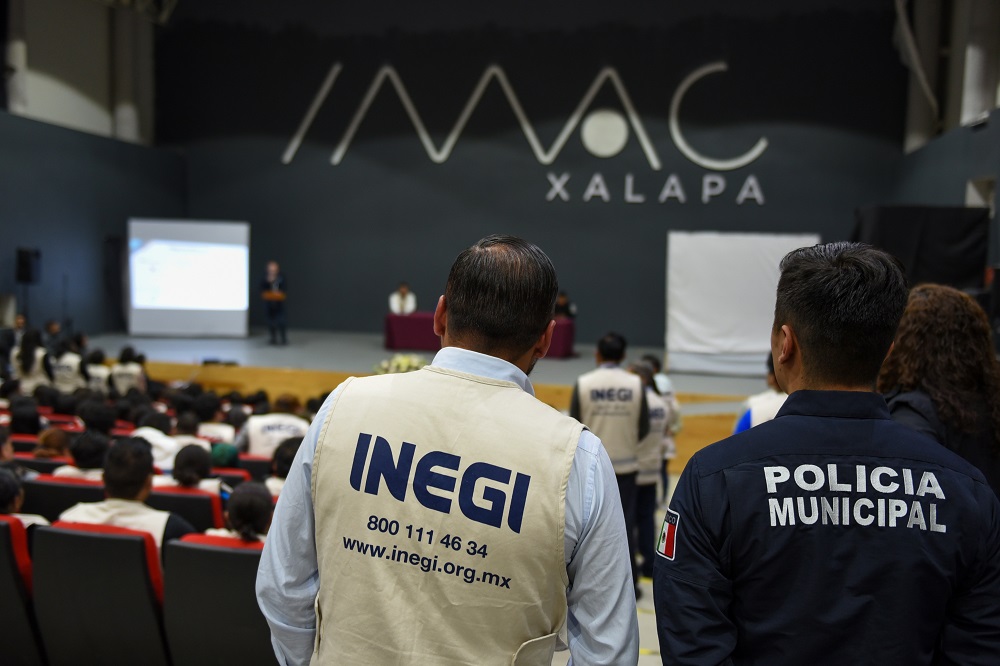 Capacitan a encuestadores del INEGI en prevención del delito