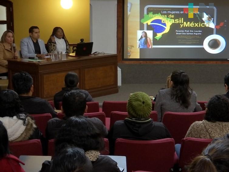 Colver presentó la conferencia “Las mujeres en la ciencia”