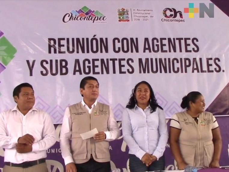 Agentes y subagentes municipales de Chicontepec, recibieron apoyos económicos