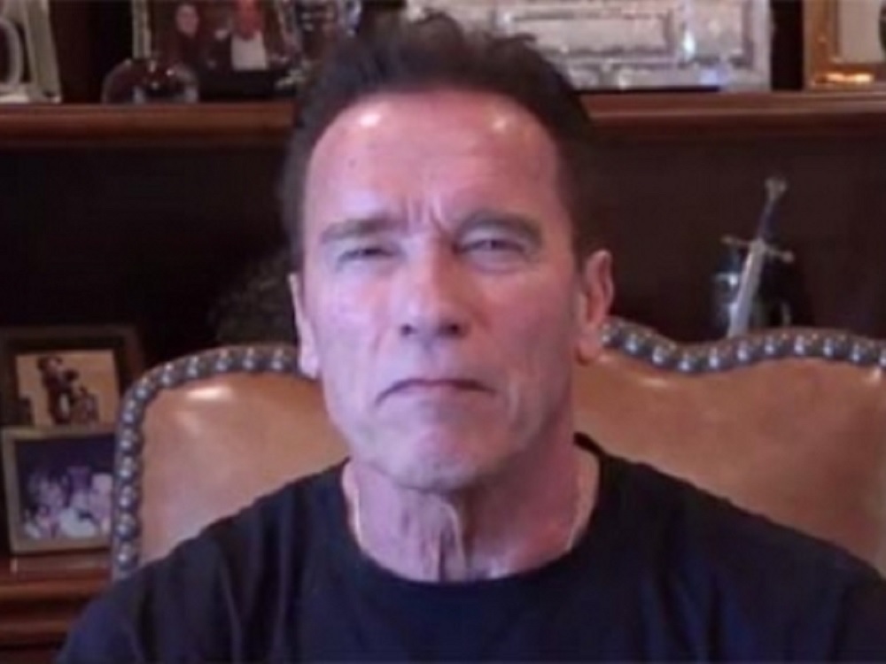 Arnold Schwarzenegger dona un millón de dólares para suministros médicos