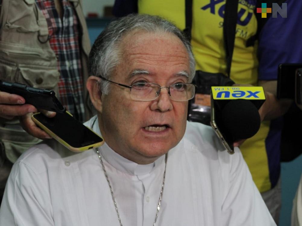 A partir de hoy suspenden concentraciones masivas dentro de iglesias; incluye misas