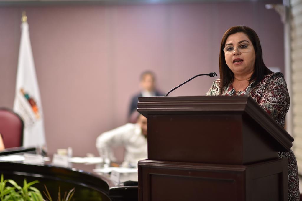Presentó Florencia Martínez su renuncia al PRD de Veracruz