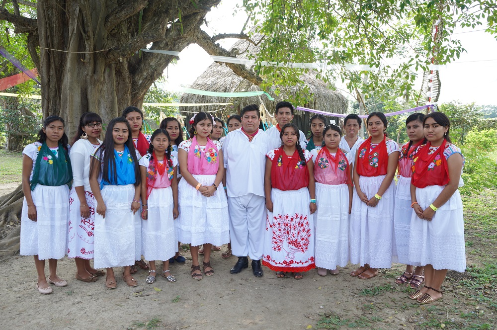 Fortalecen enseñanza de la lengua totonaca en Papantla