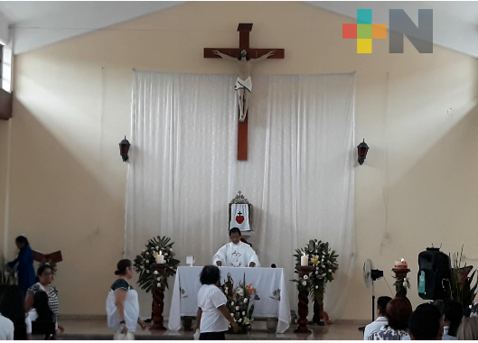 Iglesia católica de Tuxpan modifica sus actividades para esta Semana Santa