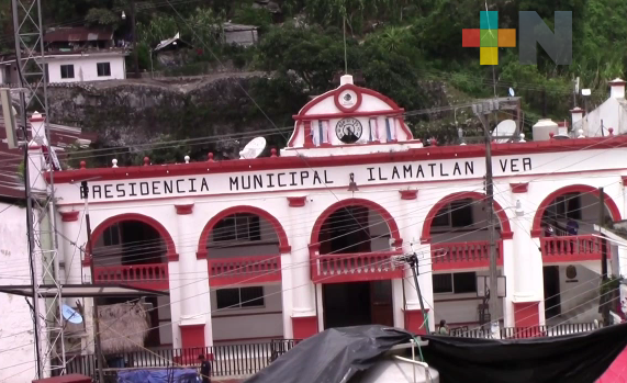 Autoridades municipales de Ilamatlán suspenden actividades para hacer cumplir medidas sanitarias