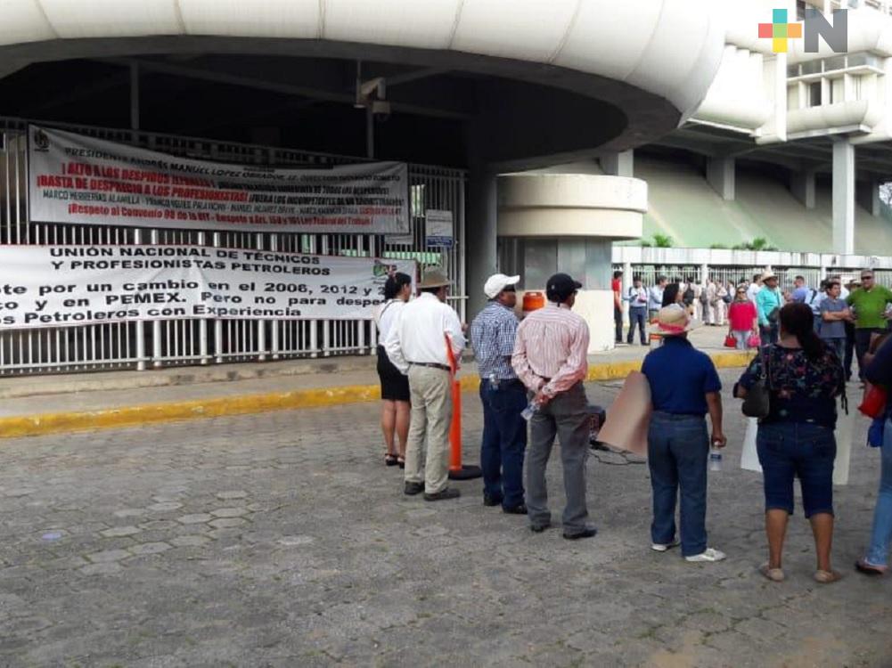 Integrantes de UNTyPP toman instalaciones de Petroquímica de Coatzacoalcos