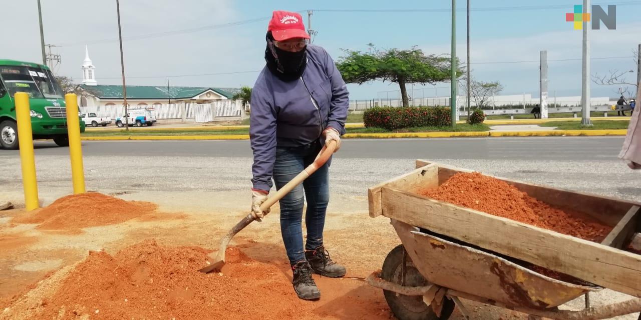 Mujeres respaldan movimiento desde sus trabajos