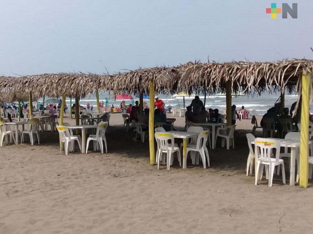 Municipio de Tecolutla reabre de manera controlada hoteles, restaurantes y playas en un 50%
