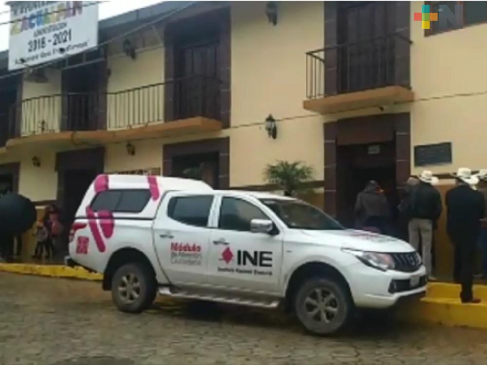 Módulo itinerante del INE suspende recorrido en  municipios de la sierra de Huayacocotla