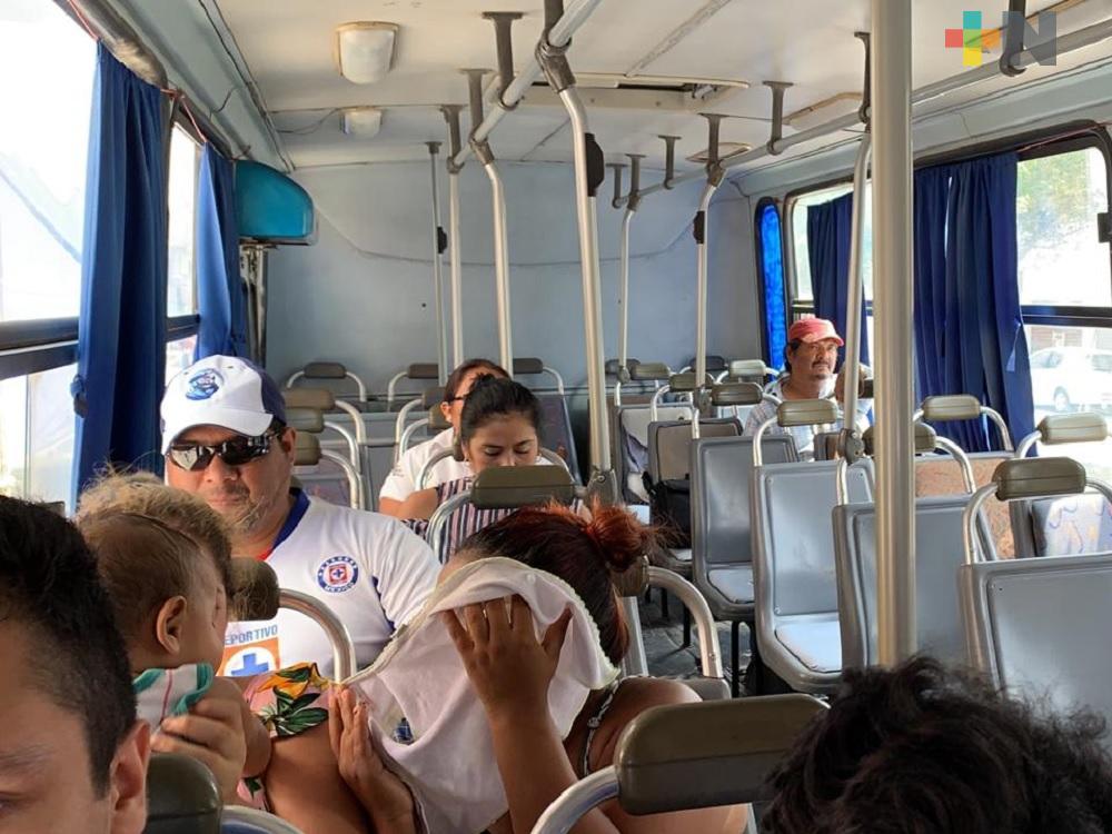Servicio urbano de Coatzacoalcos sin aplicar medidas sanitarias por Covid-19