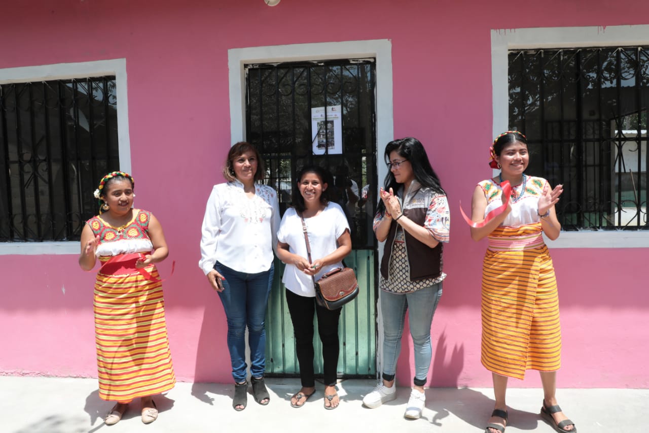 Entregó gobierno estatal 23 viviendas a familias de escasos recursos