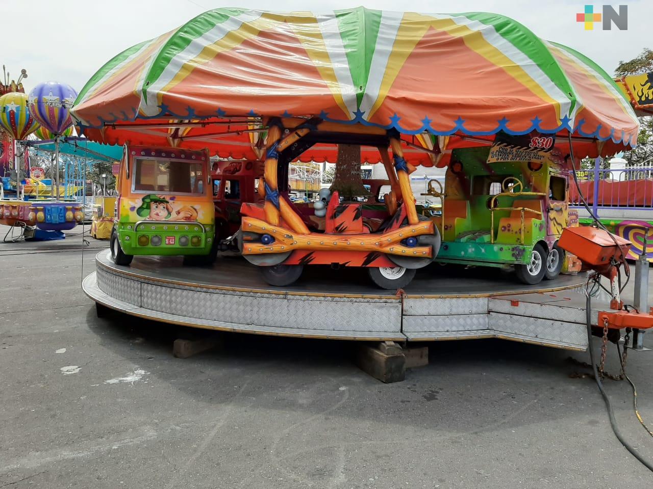 Pese accidente de menor, PC de Veracruz no suspende feria en Reino Mágico