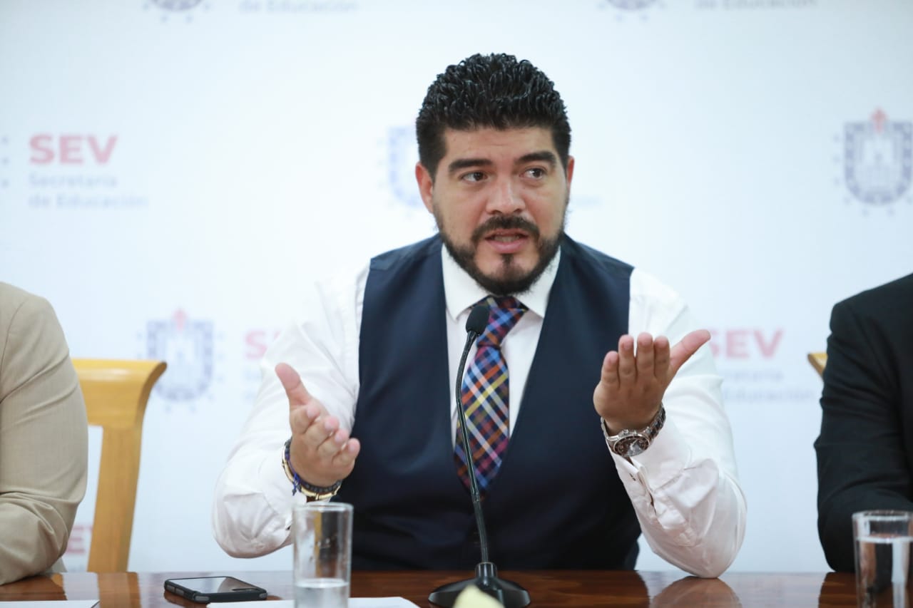 Veracruz listo para el ciclo escolar 2020-2021 a distancia: Zenyazen Escobar