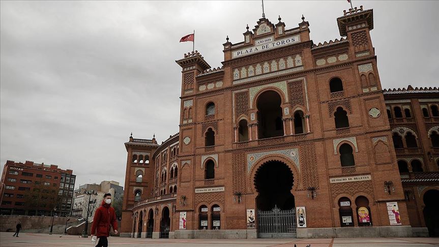 España anuncia paquete económico para proteger a la población