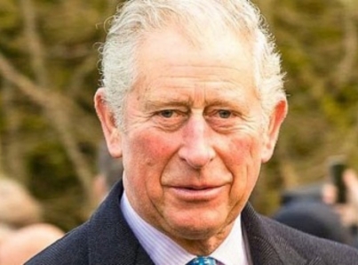 Príncipe Carlos deja autoaislamiento por Coronavirus