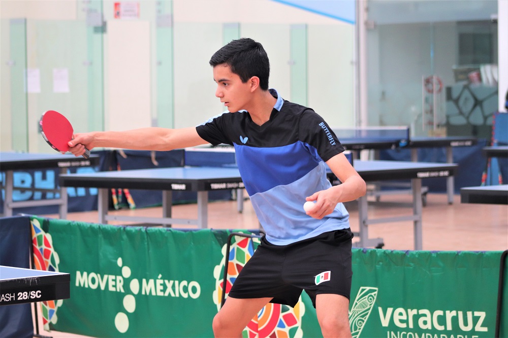 Listo Rogelio Castro para Macroregional de Tenis de Mesa