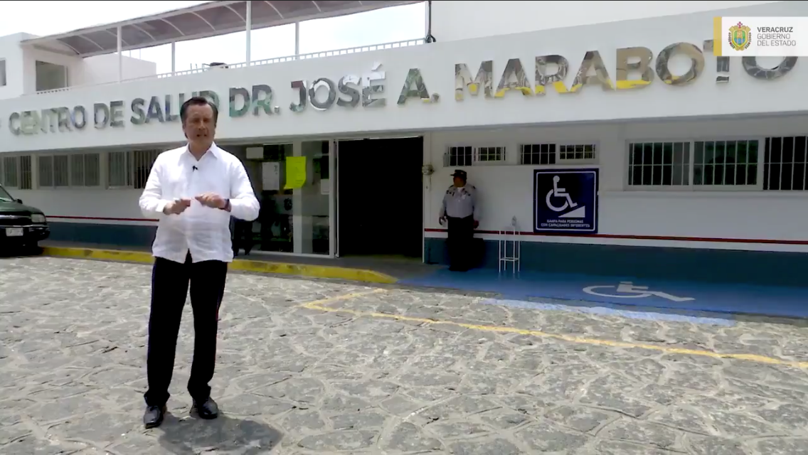 Entrega Cuitláhuac García nuevo y ampliado Centro de Salud en Xalapa