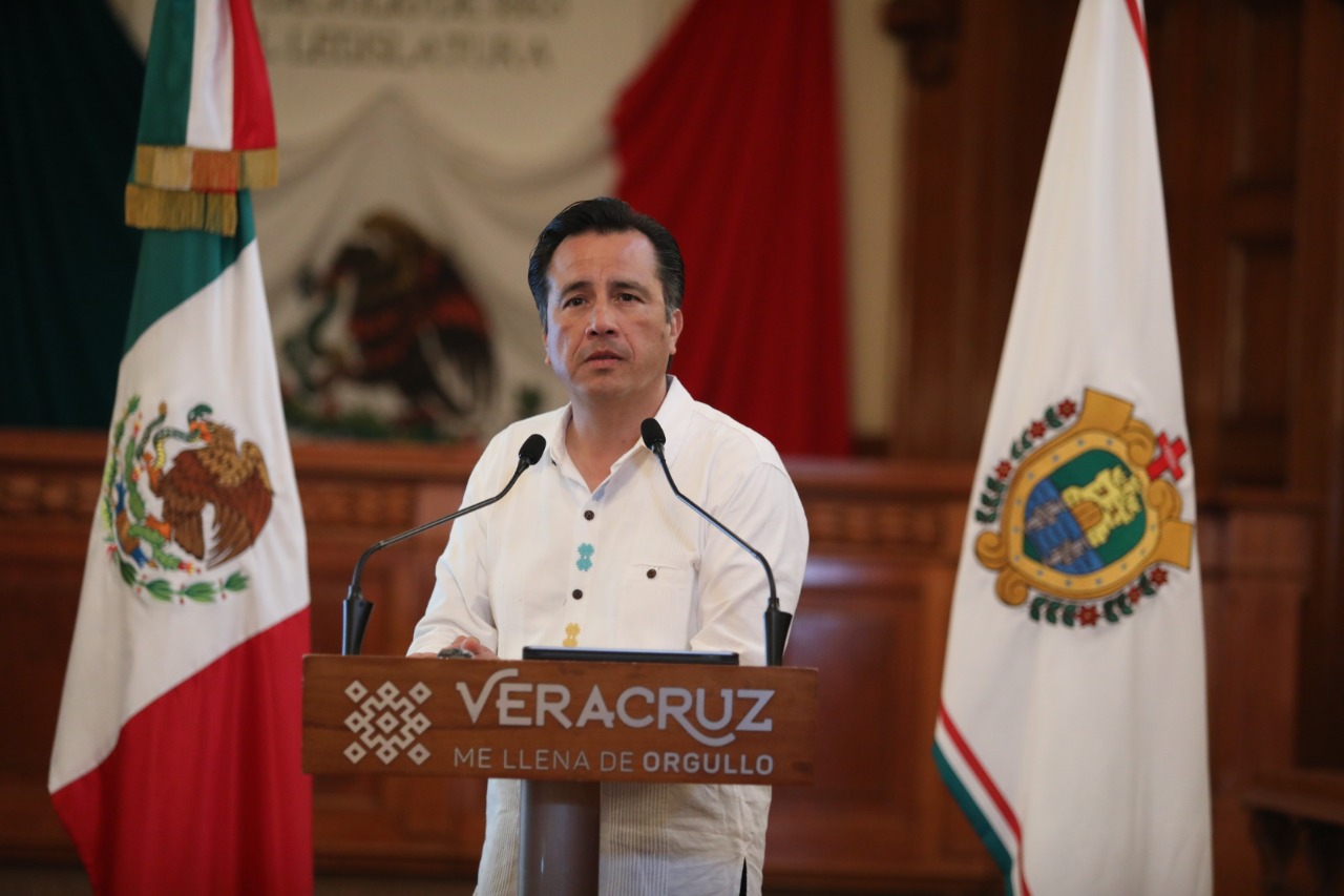 Es momento de aplanar la curva del COVID-19, pide Gobernador de Veracruz