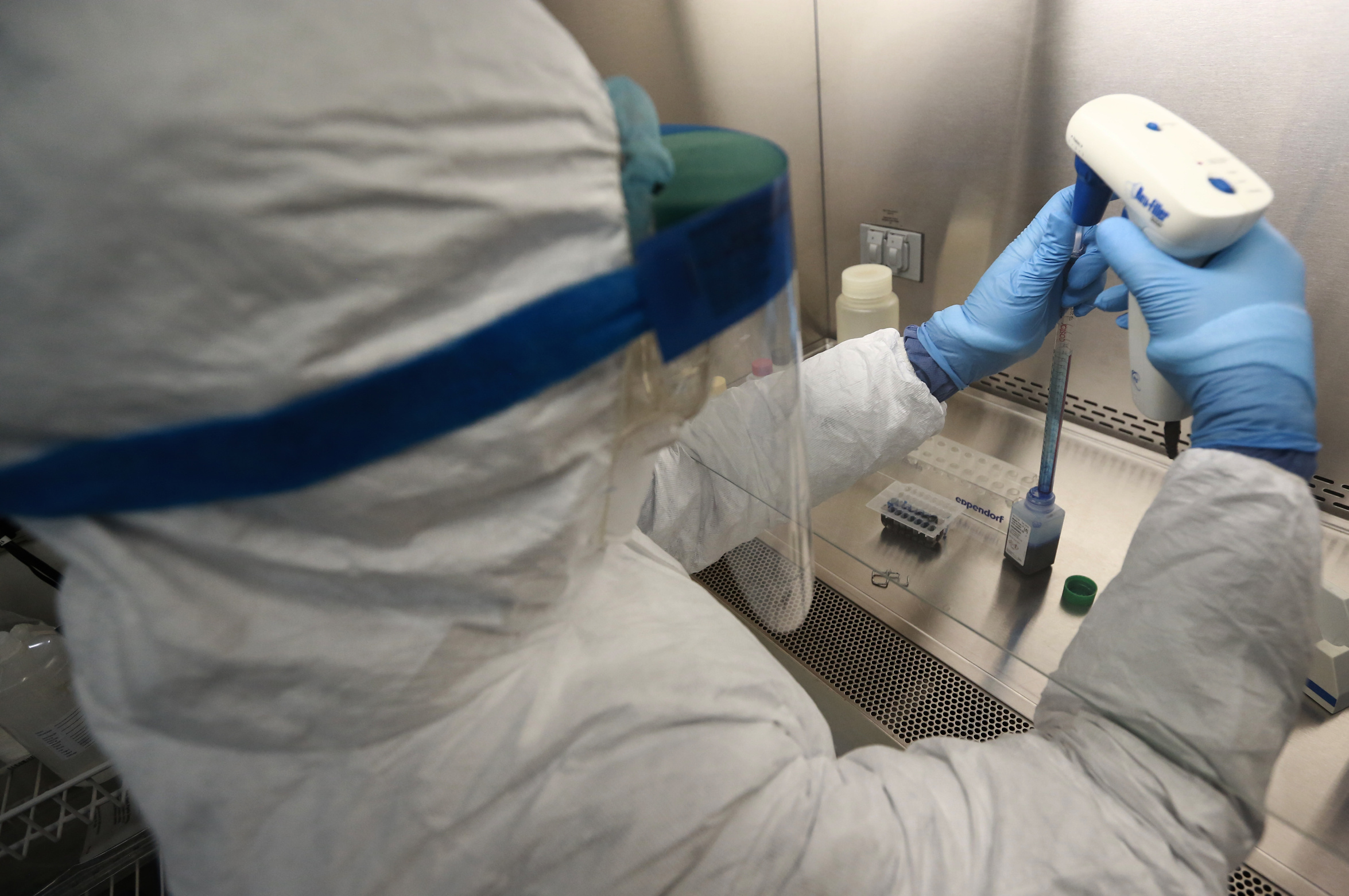 Japón inicia ensayos clínicos de medicamento para tratar el Covid-19
