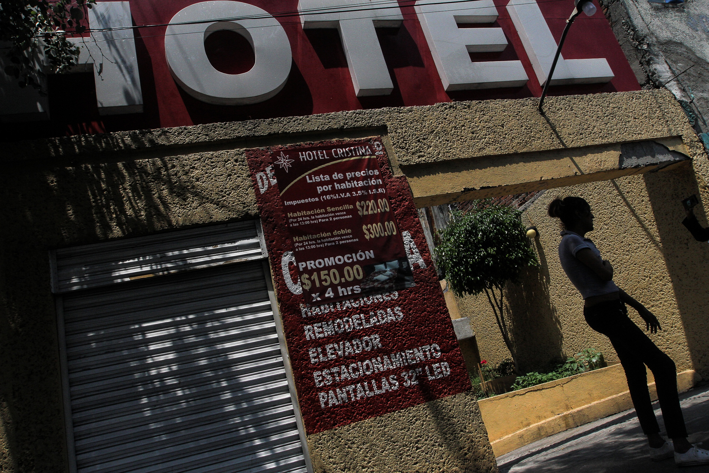 Proponen derogar y reformar ley relativa a prostitución