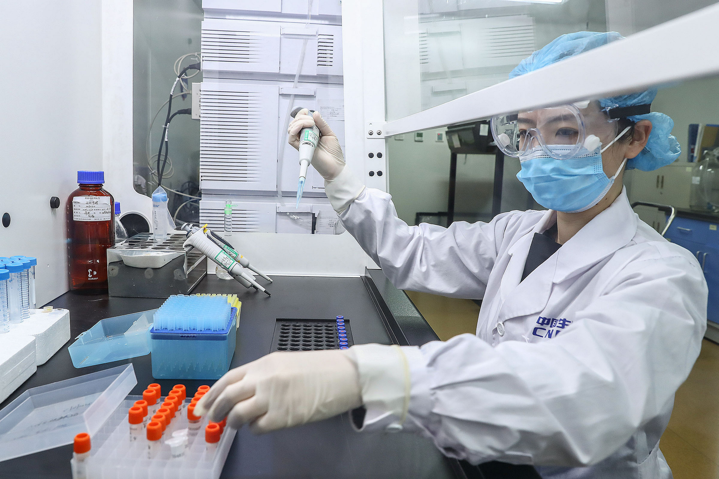 No habrá respuestas inmediatas, advierten científicos que investigan origen de COVID-19 en Wuhan