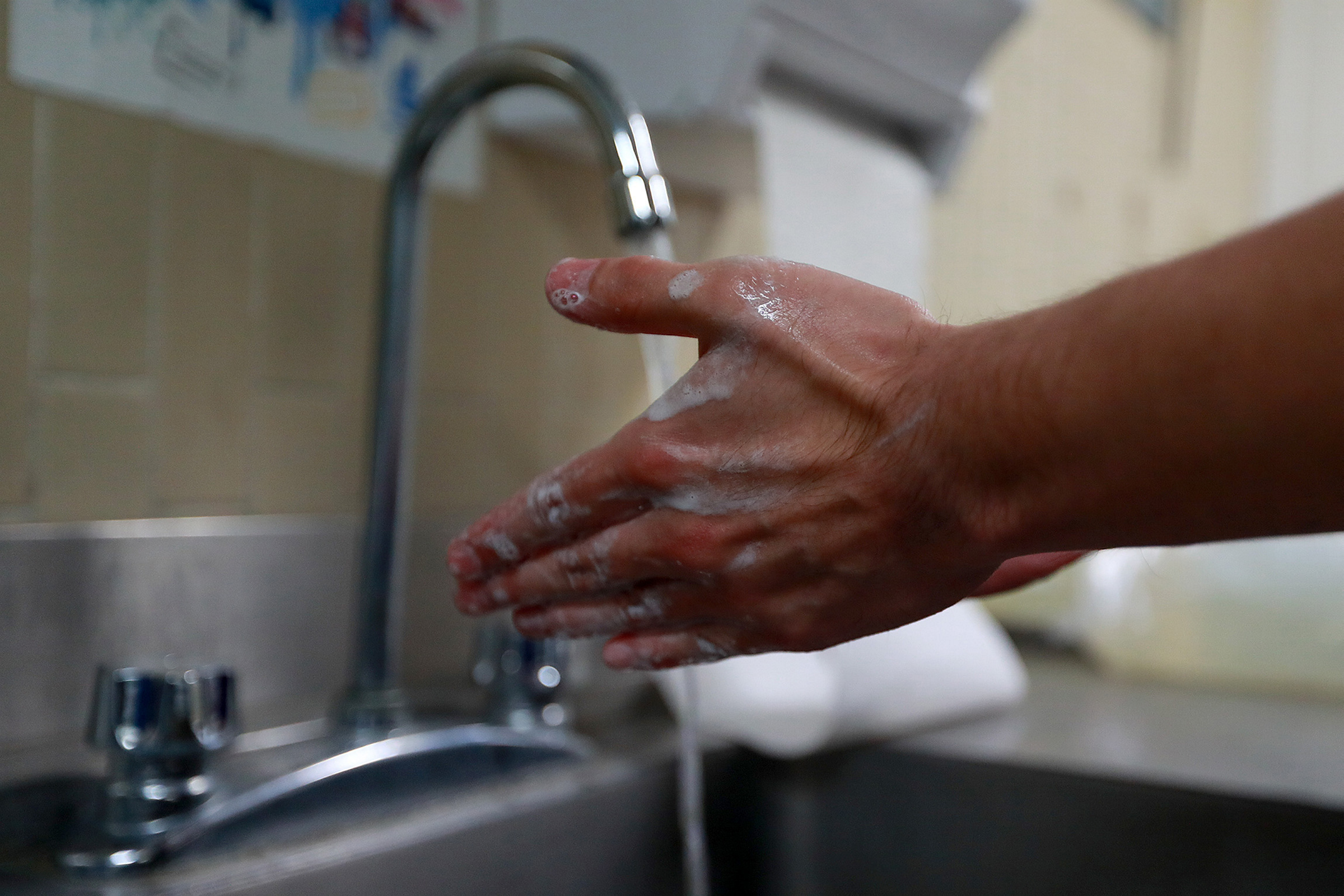 Estas son algunas recomendaciones para atender a un paciente con COVID-19 en casa