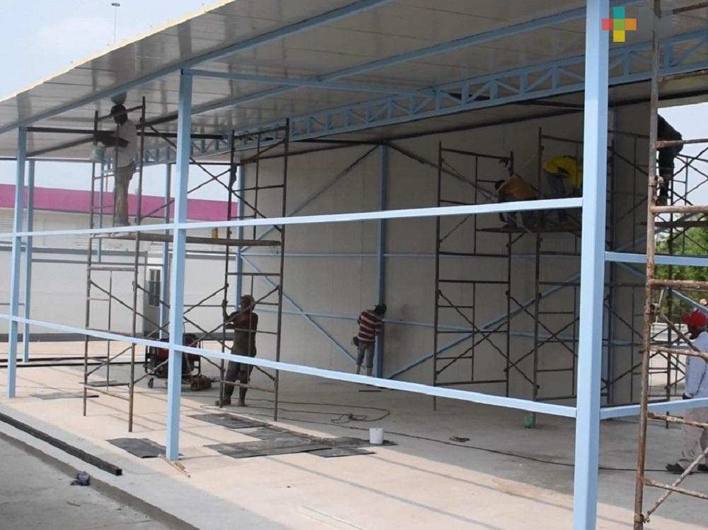 Amplían hospital en Cosoleacaque para atender casos Covid-19