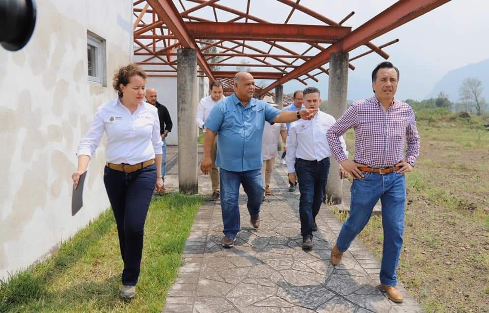 En Orizaba, el gobernador de Veracruz supervisó posible centro de atención ante Covid-19