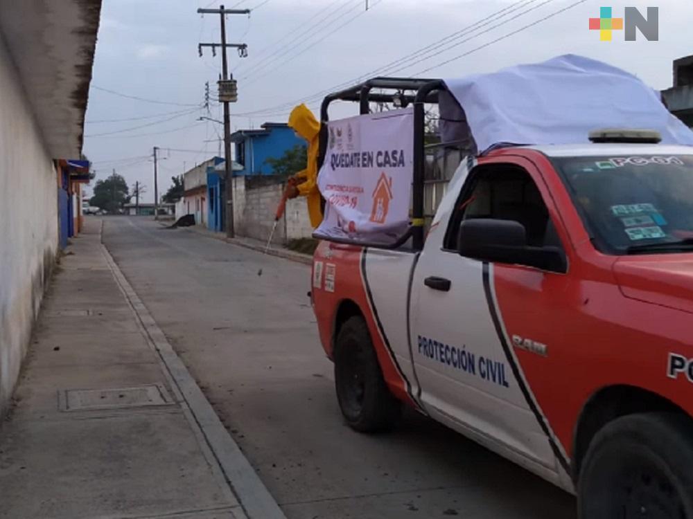 Desinfectan calles, fachadas y espacios públicos en Altotonga para evitar contagio de Covid-19