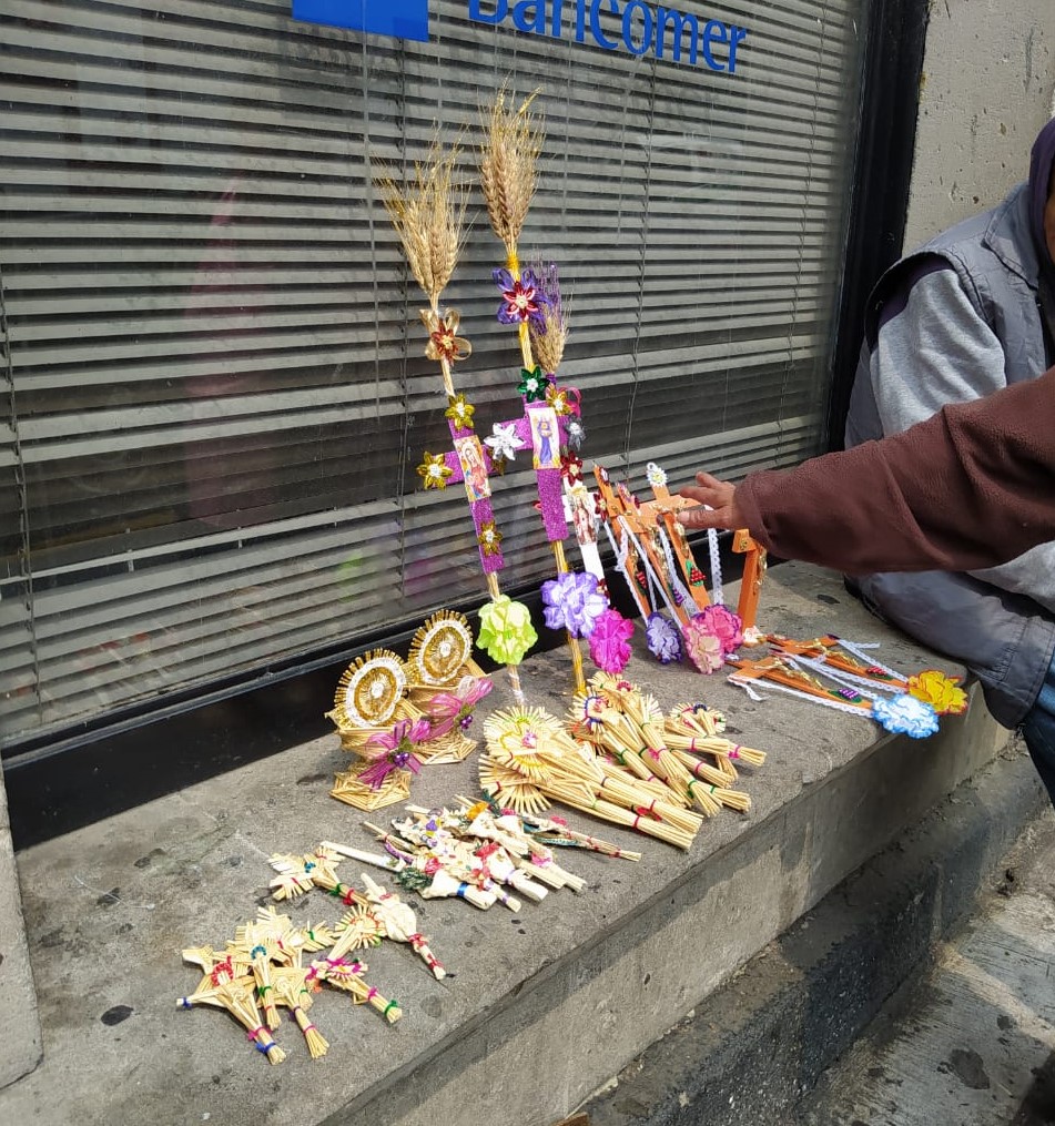 Inició la Semana Santa con Domingo de Ramos y sin vendedores de palmas