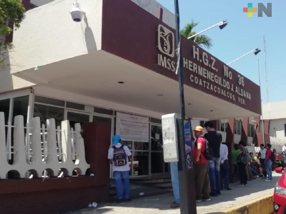 En Coatzacoalcos, clínica del IMSS recibe equipo para atender a pacientes con COVID-19