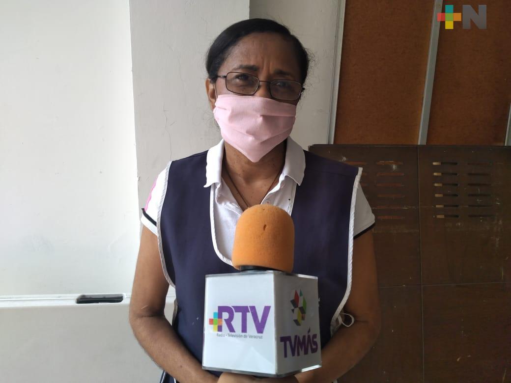 Casa Santa Ana entrega despensas y comida caliente; pide se unan a esta causa