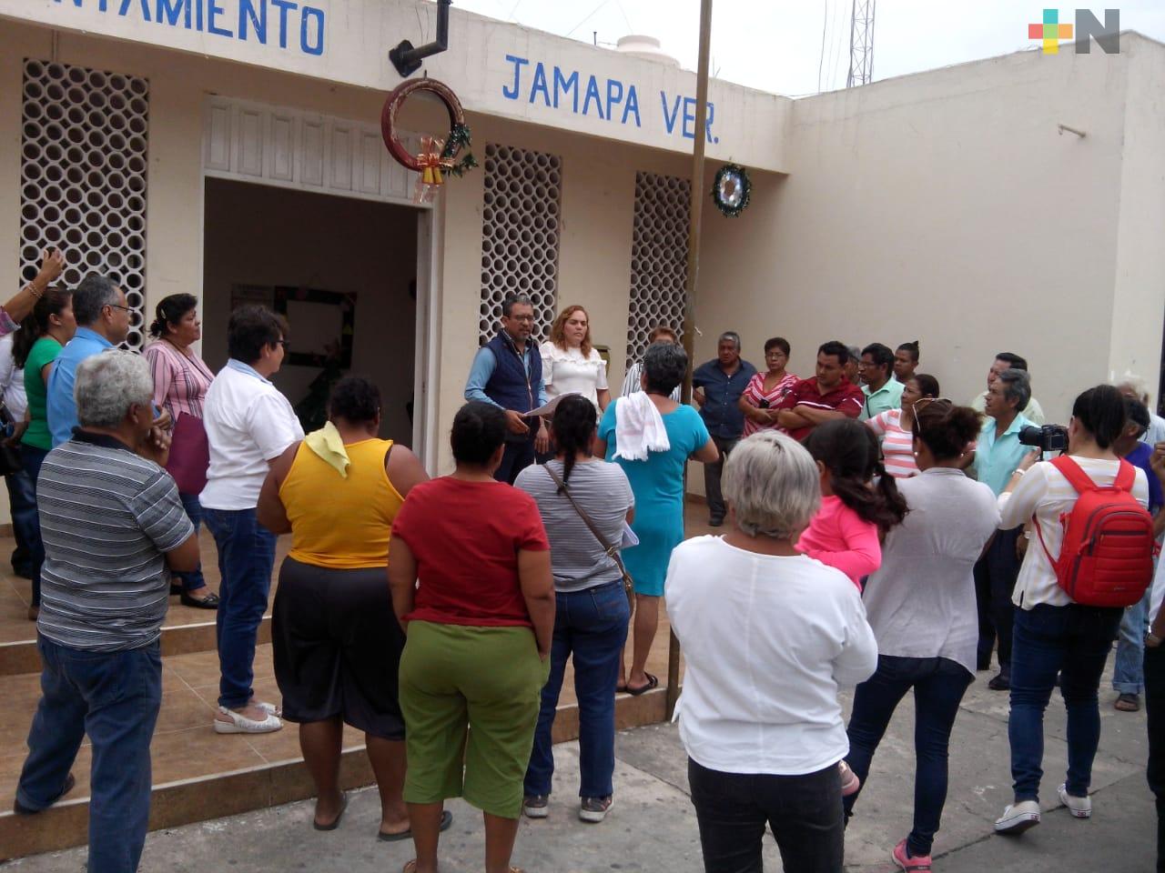 Liberan el palacio municipal de Jamapa