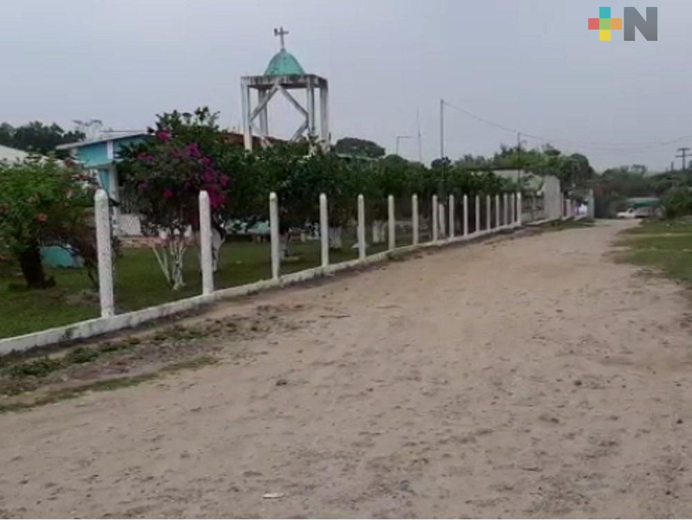 Mala señal de internet dificulta a estudiantes tomar clases en Martínez de la Torre