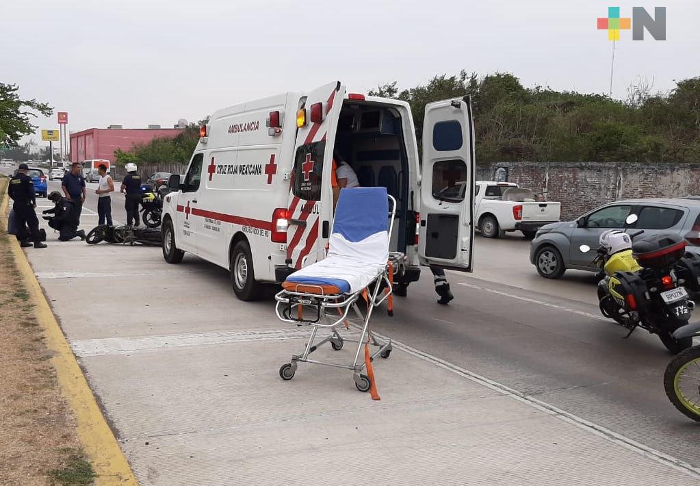 Con minutos de diferencia, se accidentaron dos motociclistas en avenida del municipio de Veracruz