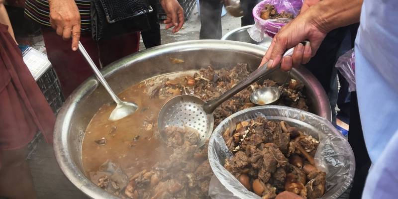 Shenzhen prohíbe consumo humano de perros y gatos