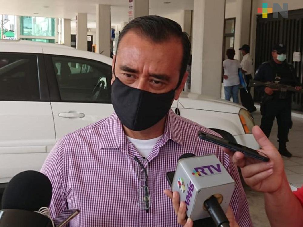 Coatzacoalqueños insisten en ingresar a zona de playa: Policía municipal