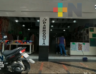 En la ciudad de Veracruz aún hay negocios no esenciales abiertos