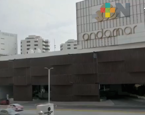 Investigarán sobre supuestas fotos tomadas en vestidores de mujeres, en tienda de Boca del Río