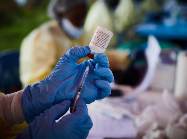 Desarrollan vacuna universal contra el virus de Ébola