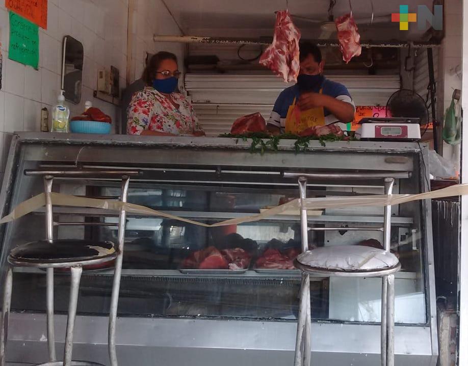 Bajan entre 30 y 50% ventas en mercado Malibrán de Veracruz por la contingencia sanitaria