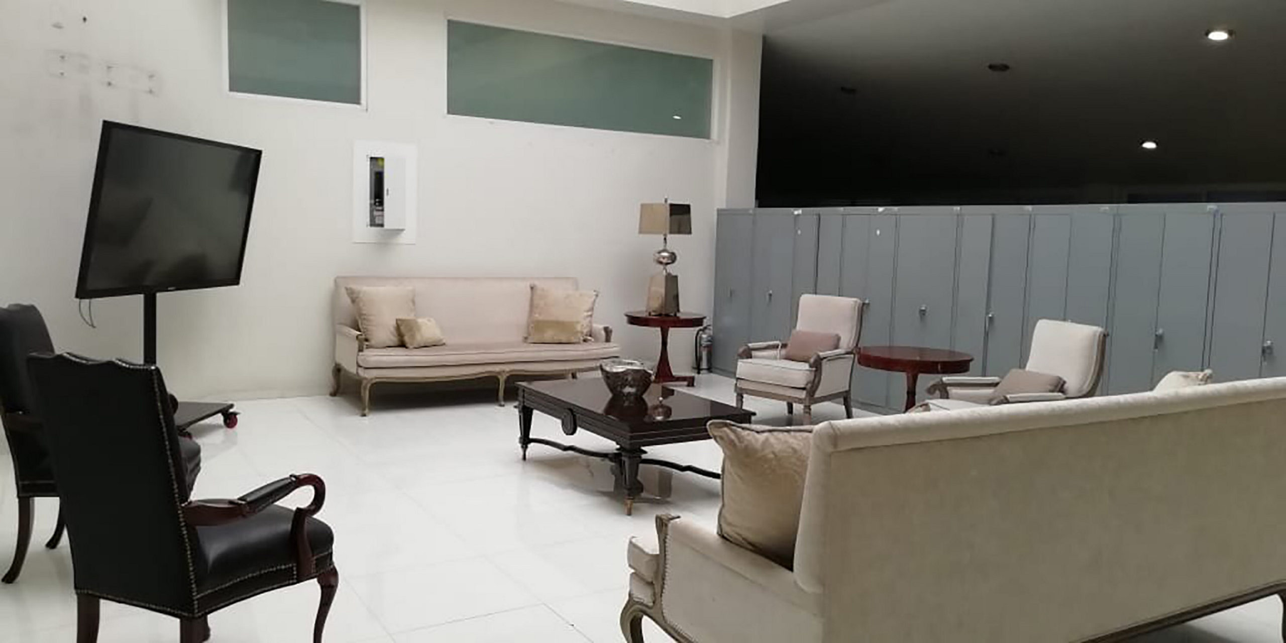 Más de 50 médicos se han registrado para hospedarse en Los Pinos